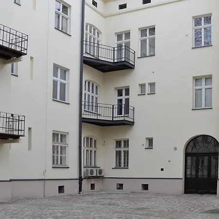 777 Apartaments-3